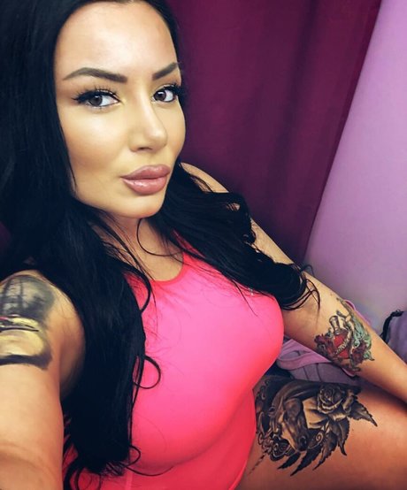 very skinny onlyfans pretty picture