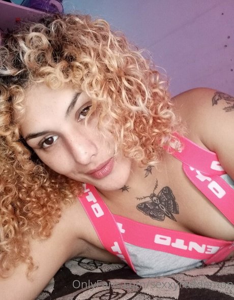 sexxyreddemon star perfect pic