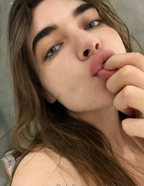 raketaraketa1998 adult model image