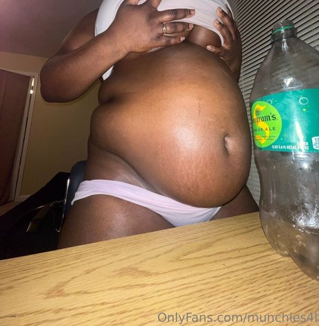 izzyeats pornstar xxx picture