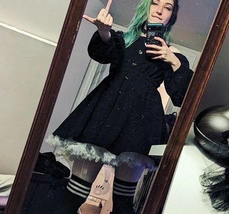 Seafoam Kitten s ASMR sexy star pic