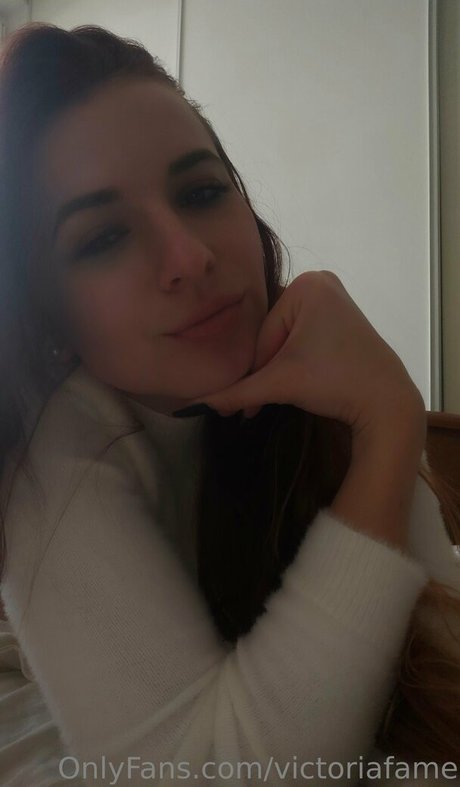 victoriafame pornographic model picture