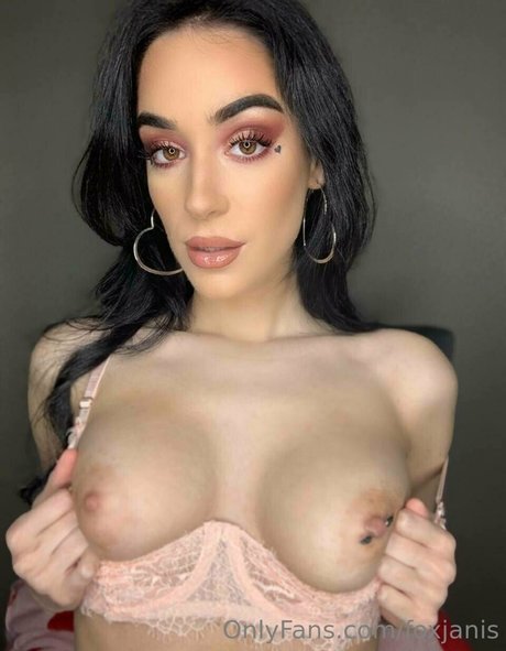 foxjanis high quality pornstar gallery