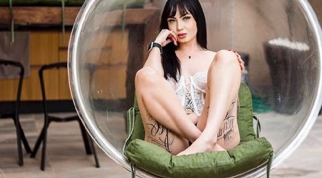 Lidia Raquel erotic star photos