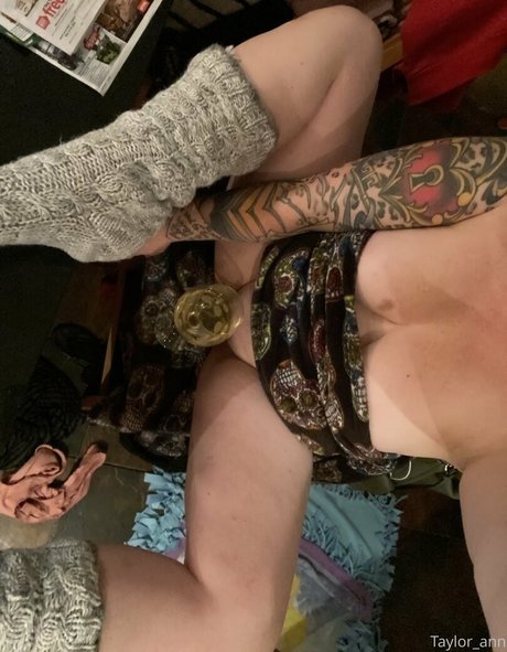 taylorann69 sexy pornstar img
