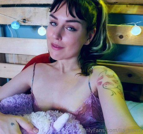 lia sierra model free pic