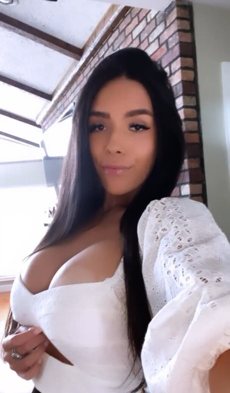 Samantha L pornstar beautiful pic