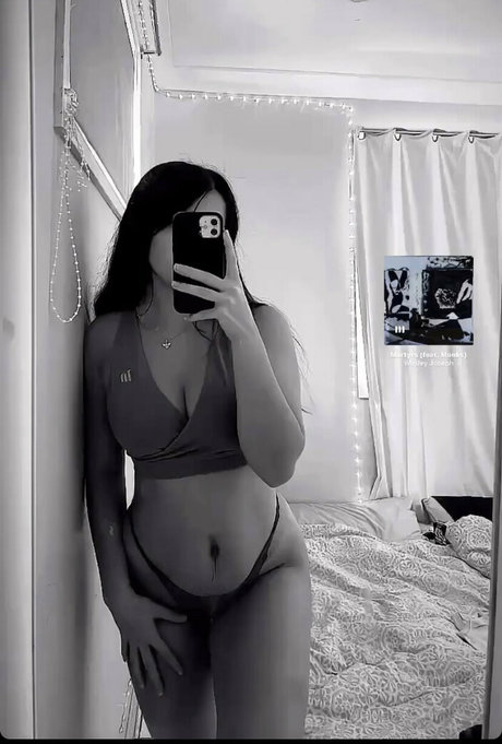 Aprilxo nudes pornstar archive