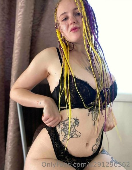 yui tyan model nudes archive