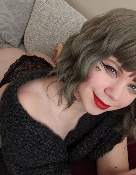 Naomiwastaken pornstar nudes picture