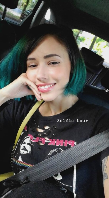 Catplant ASMR pornstar naked gallery