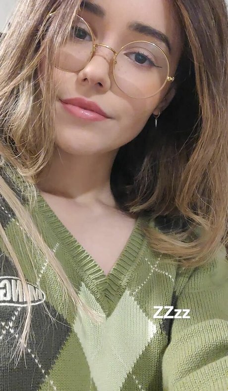Catplant ASMR exclusive pornstar image