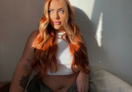 curvy naked onlyfans beautiful naked gallery