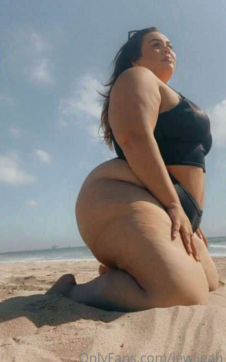 Jewlieah nudes actress archive