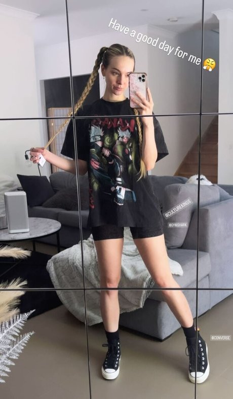 Fasffy Mega Dump pornstar adult image