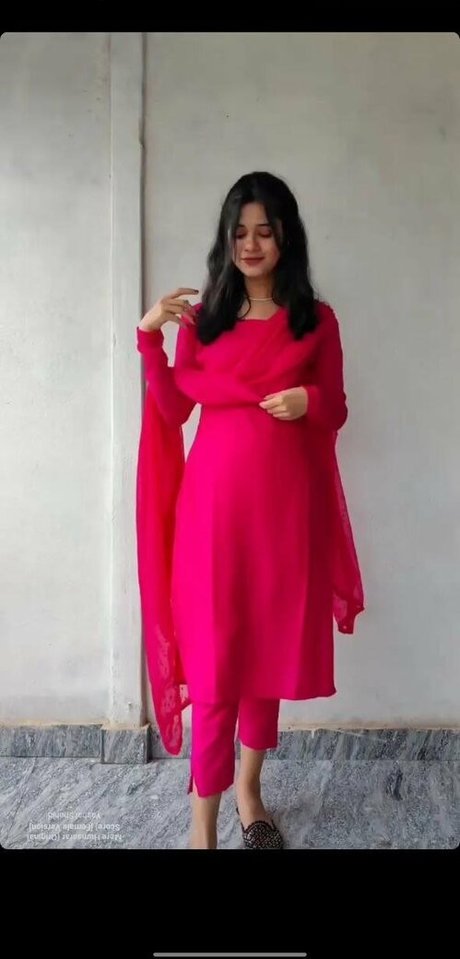Sakshi Patil pretty star gallery