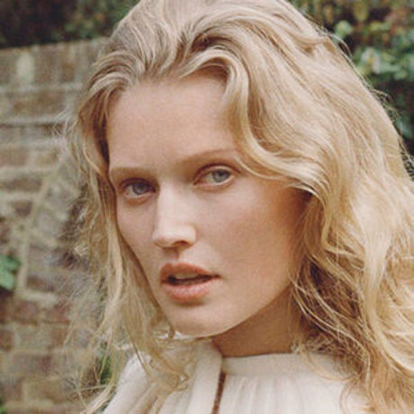 Toni Garrn top star galleries