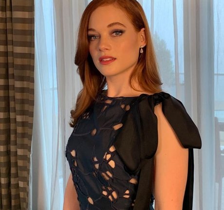 Jane Levy xxx star galleries