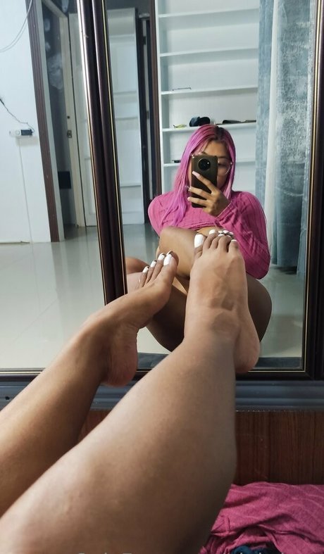 pink lucy pornstar art gallery