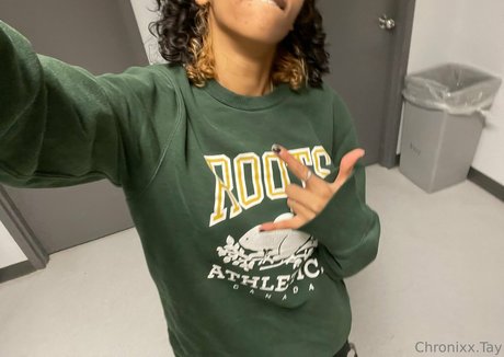 Chronixx tay top profile image