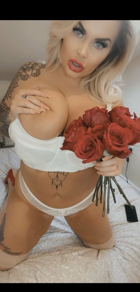 Porscheplatinum free actress pictures