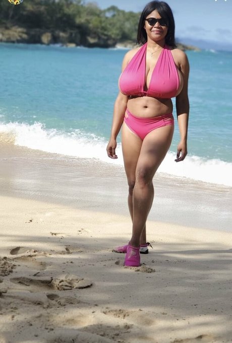 Gisselle F pretty actress pics
