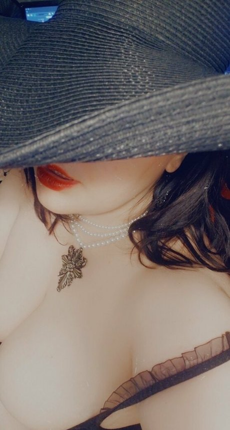 spookieboobie model naked pic