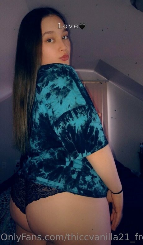 thiccvanilla21 free porn model pictures
