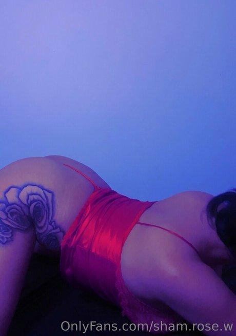 sham rose w nude star pic