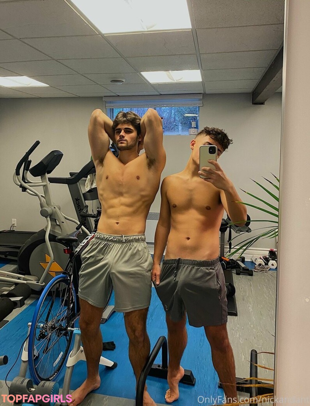 nickandant sexy model pic