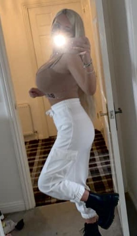 Shauni Scanlan pornographic star images