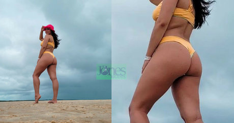 Bella Barp star naked image