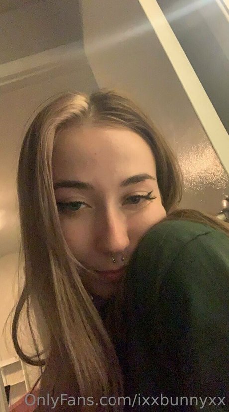 ixxbunnyxx model high quality img