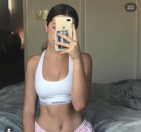 Willow Jade pornstar nudes pic