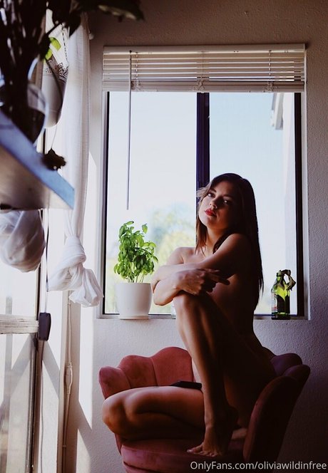 oliviawildinfree model sex pictures