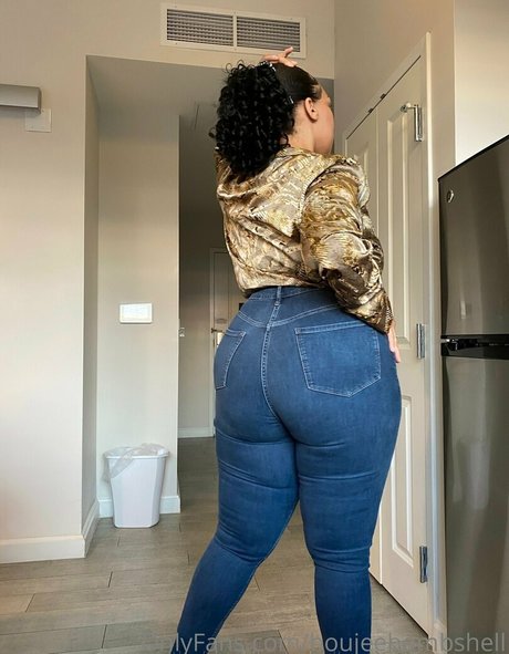 boujeebombshell star nude galleries