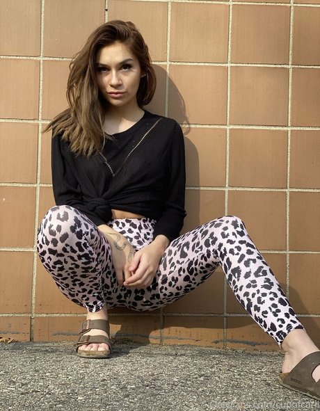 cupofcarli model sexy archive