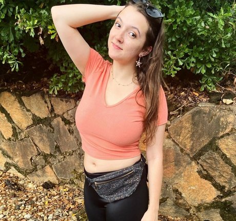 Charis Sellick perfect star pics