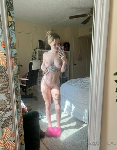 sagefoxoxo pornstar naked pics