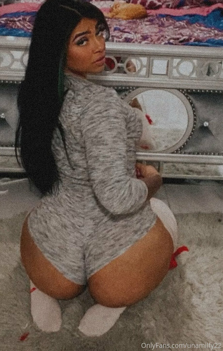 unamilfy22 star best pictures