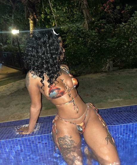Sharondaduhdon pornstar naked image