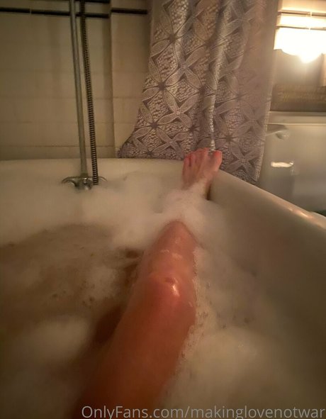 realprincesstiabeanie pornographic star gallery