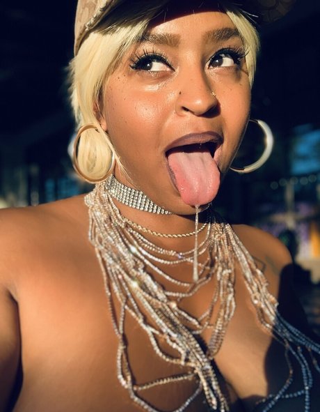 uofgaia pornstar art galleries