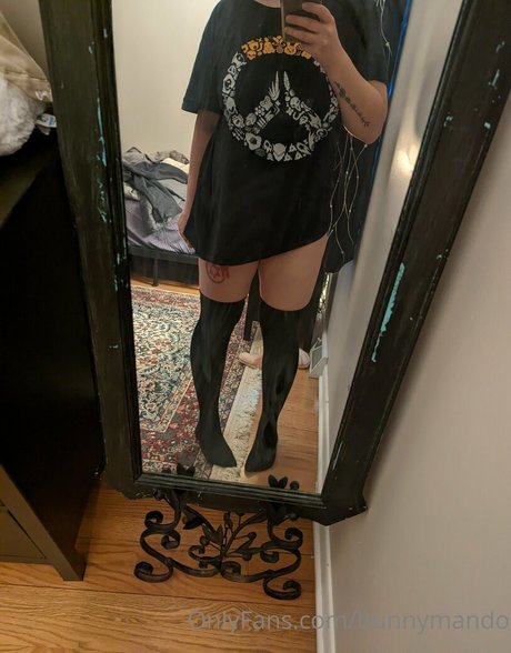 bunnymando model naked image