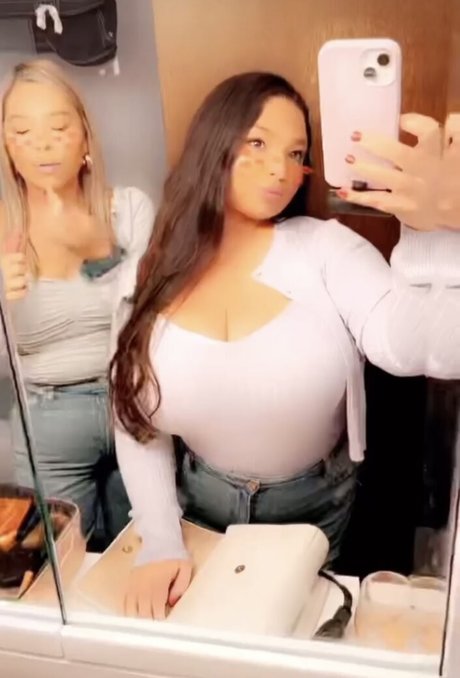 ebony sloppy onlyfans porn pic