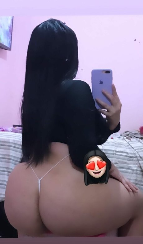 yasminweq model nude pic