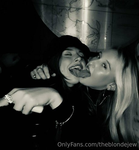 theblondejew star hot photos