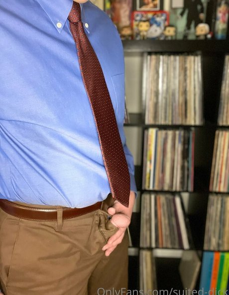 petersuitandtie model hot pictures
