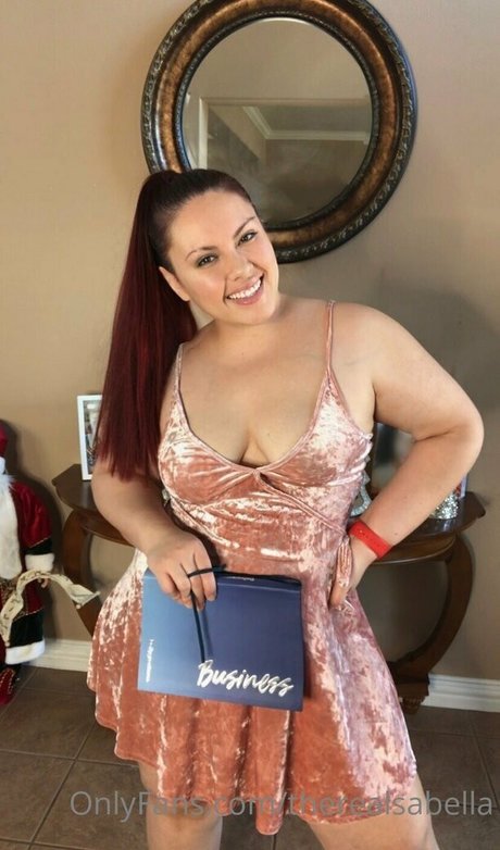 thebellamkay model top img
