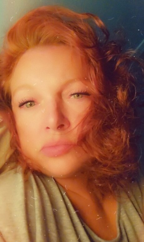 gingerhippie74 adult model picture